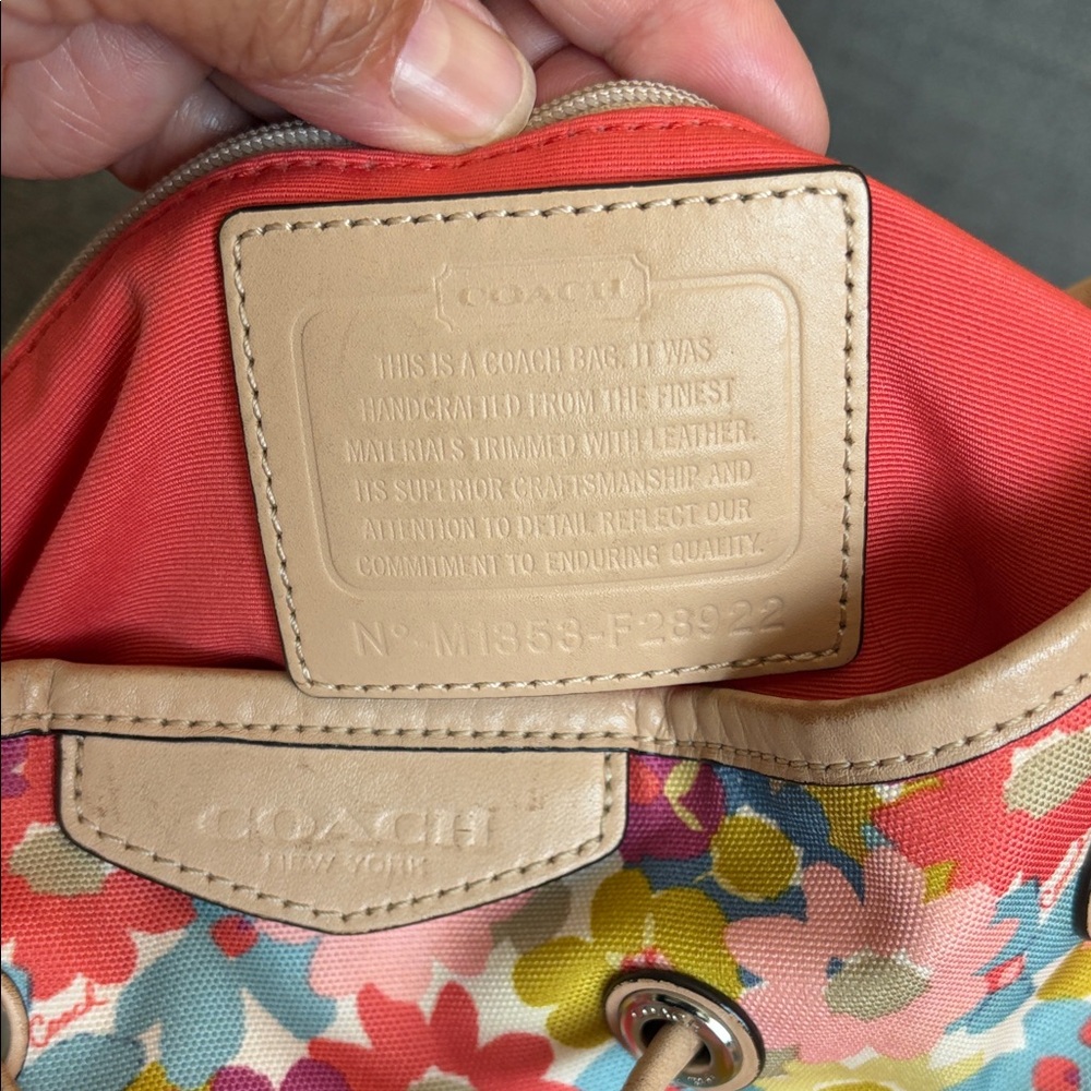 COACH Peyton Floral Print Coated Canvas Bucket Bag 17”x13”x5” - Picture 3 of 17